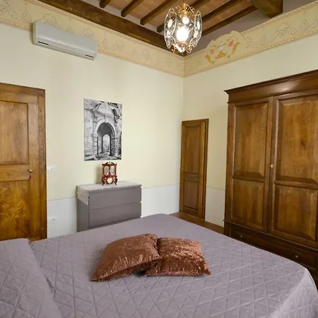 Le Logge Del Teatro Appartamento Cortona